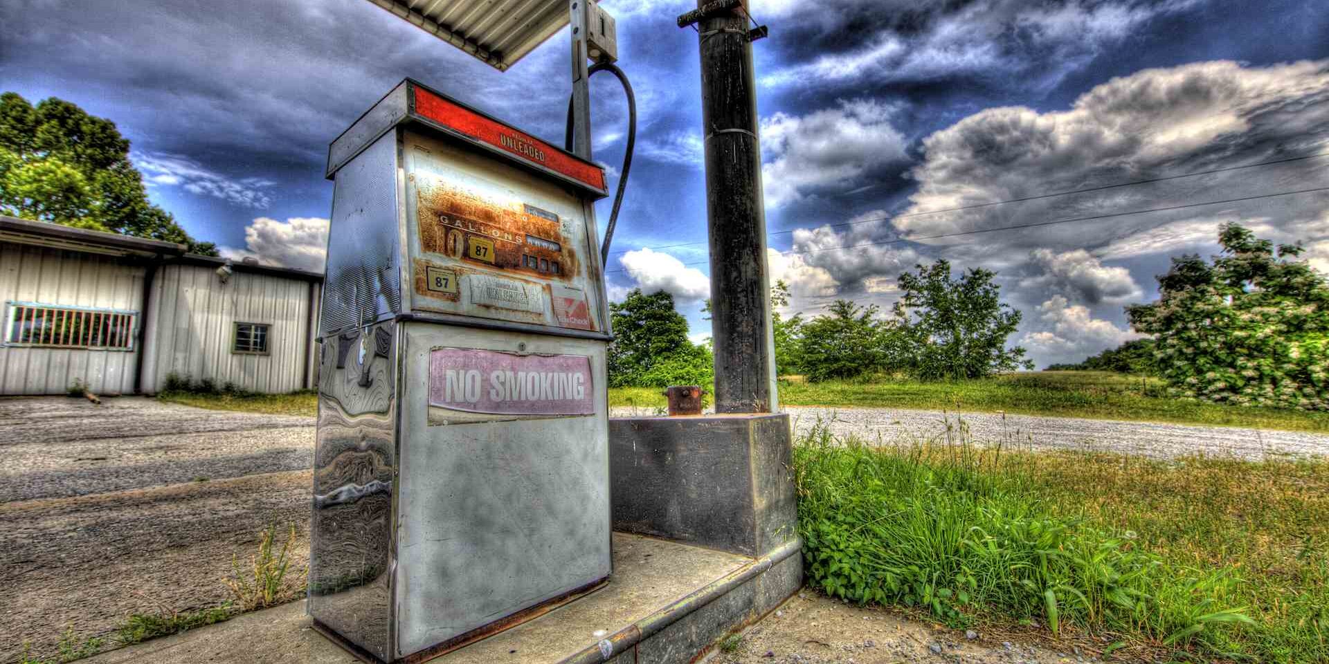 Gasolinera abandonada 01