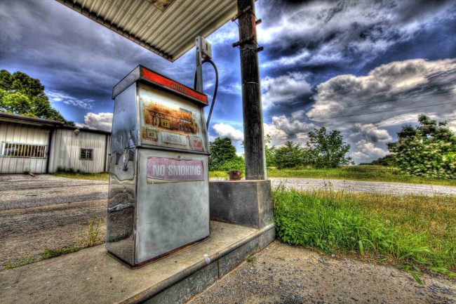 Gasolinera abandonada 01