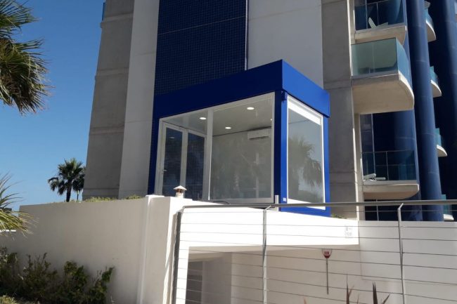 oficina modular de vigilancia en edificio abc